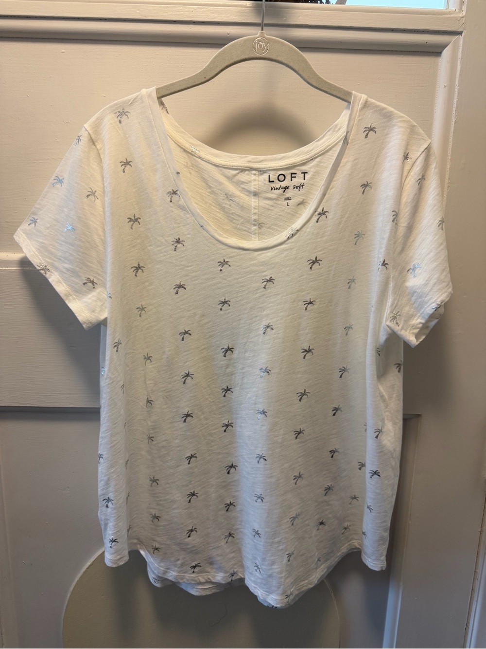 LOFT White Scoop Neck Tee with Tiny Palm Print